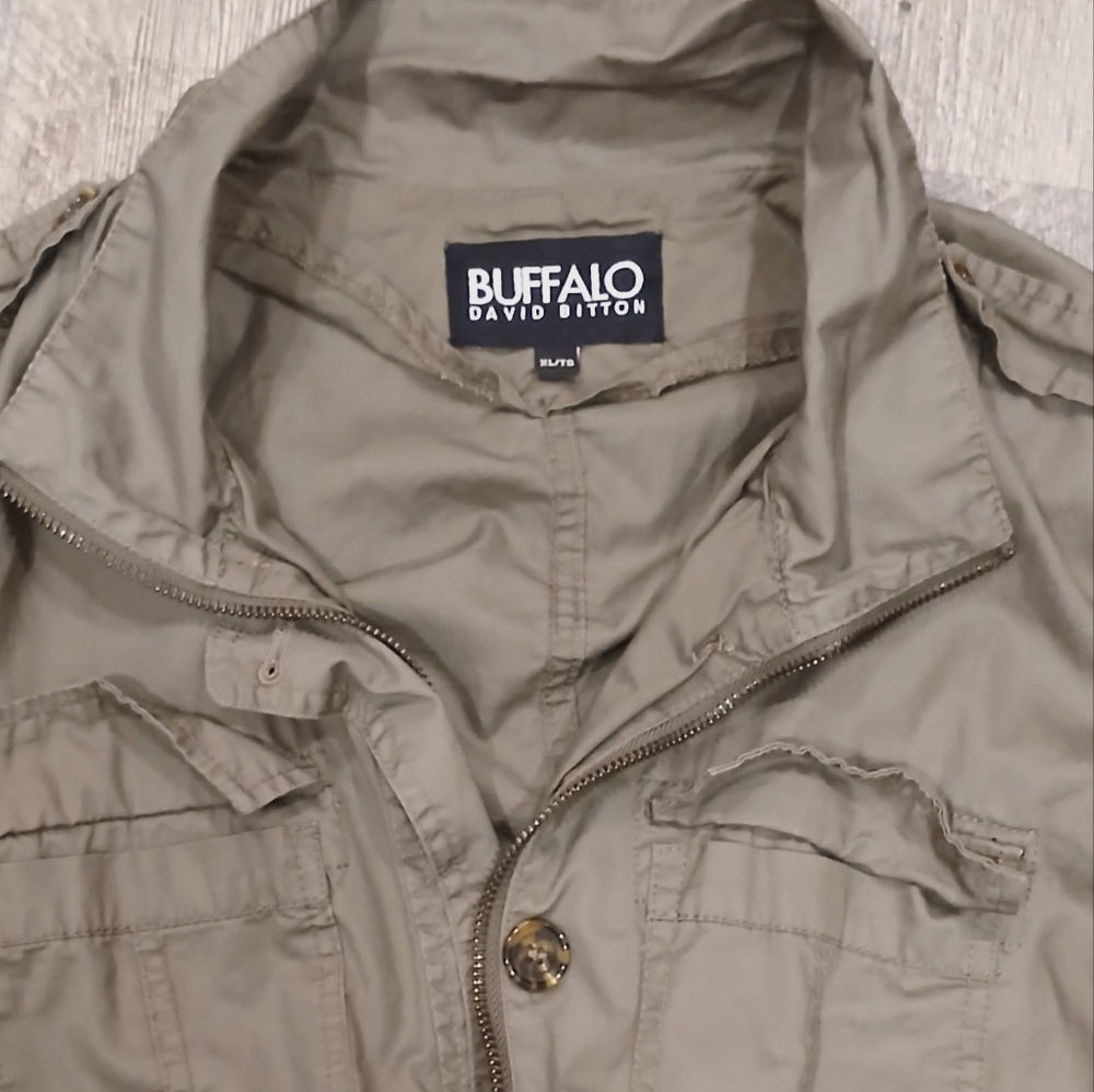 Utility Jacket - Picture 3 of 6